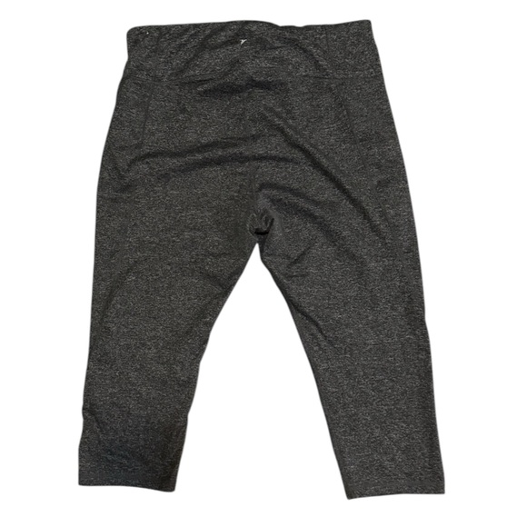 Old Navy Crop Legging Grey - Picture 2 of 3